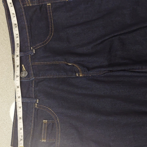 Lee Riders Navy Blue Denim Capri Jeans Size 4M - Picture 14 of 14